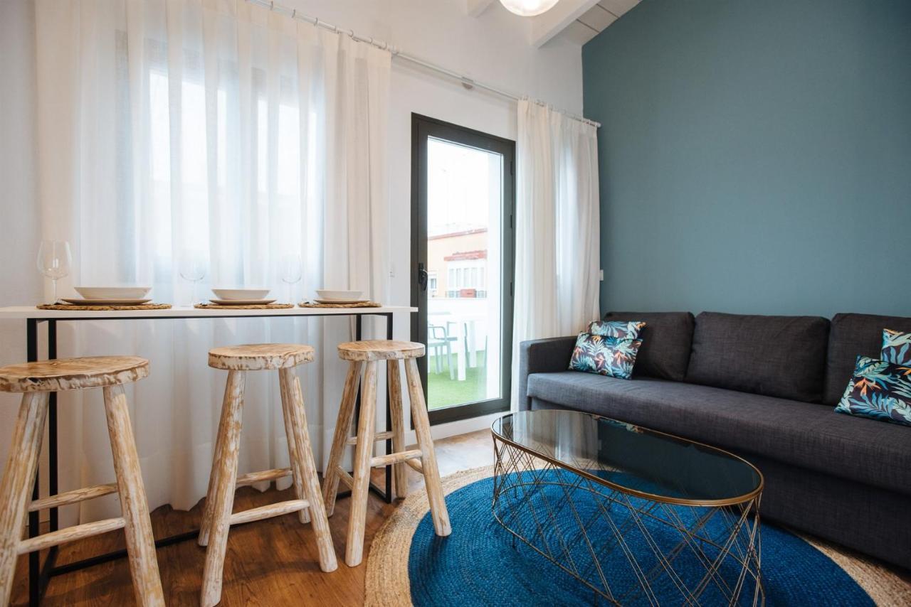 Lola De Triana Apartments Seville Exterior photo